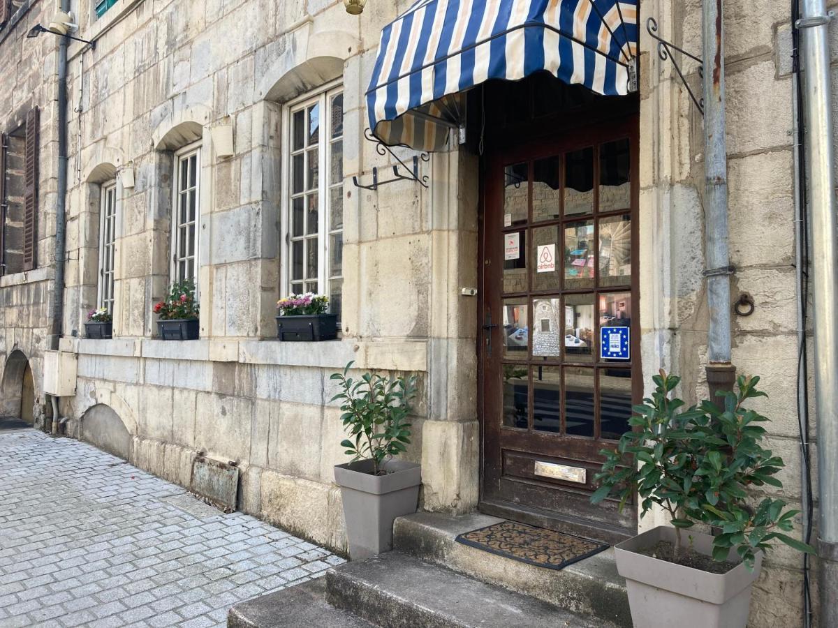 Ancien Hotel Plein De Charme Baume-les-Dames Exteriör bild